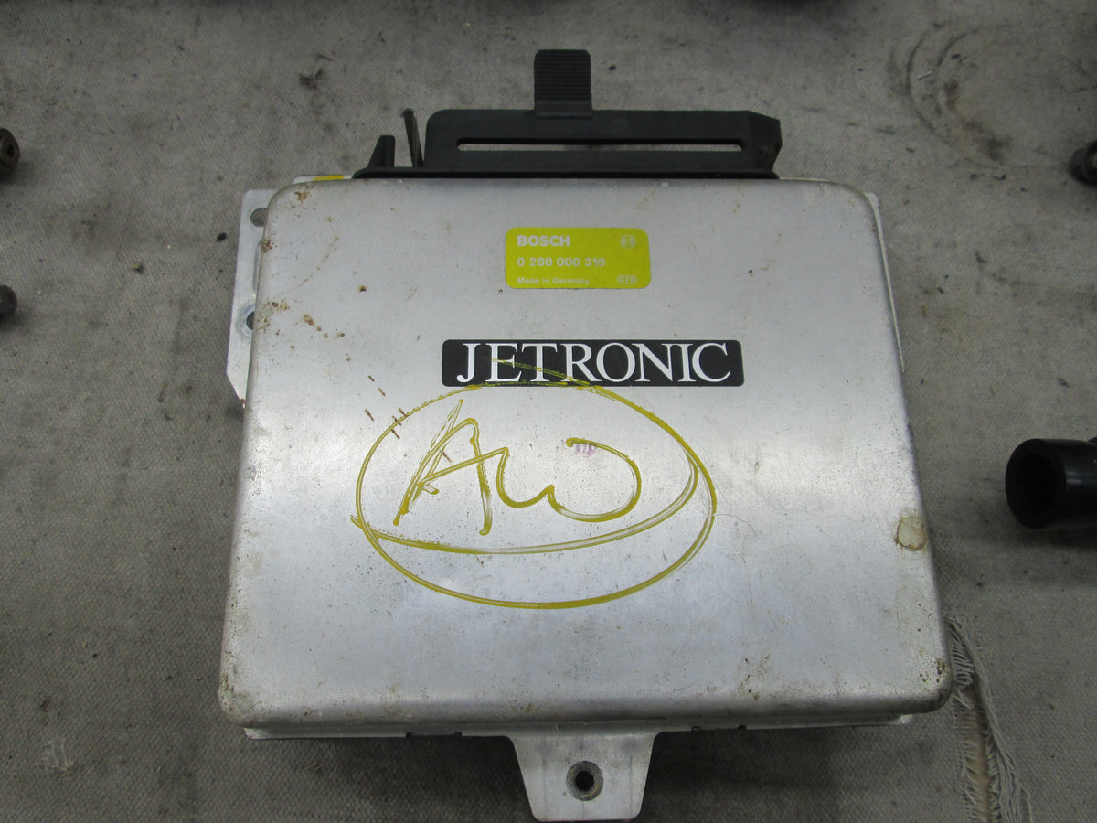 BMW E30 318i M10 2002 swap EFI intake manifold injectors throttle body Allums Imports