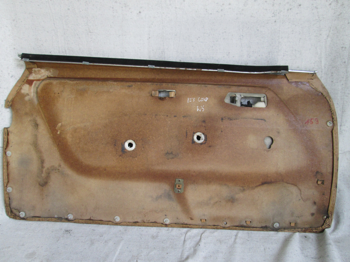 thumbnail image 2 of For Mercedes Benz W123 S123 300TD Wagon – Door, Fender, Trunk, Rocker Panel Moulding – Silver Stainless Aluminum 2 of 6