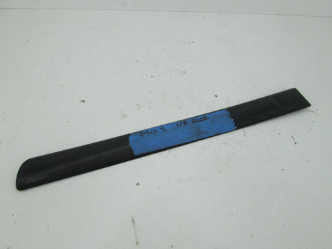 Land Rover Discovery 2 left rear door body molding (USED)