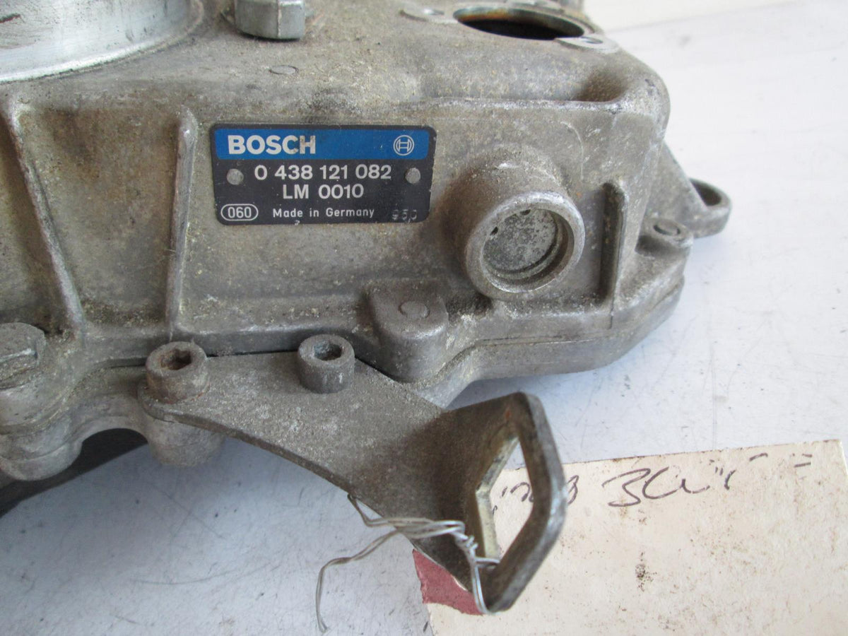 Mercedes R129 W124 w/104 90-93 Air Flow Meter Bosch 0438121082
