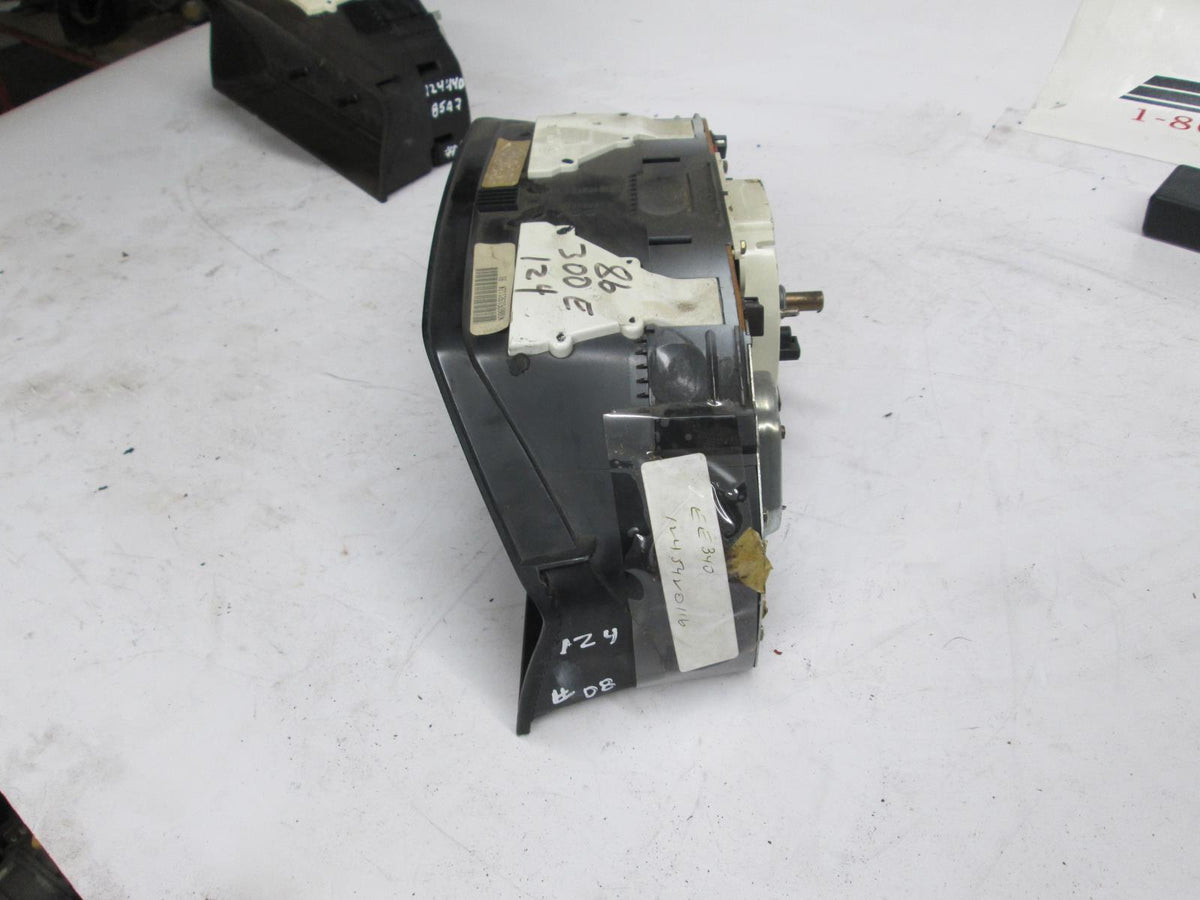 Mercedes W124 300E instrument cluster 1245420116 Allums Imports