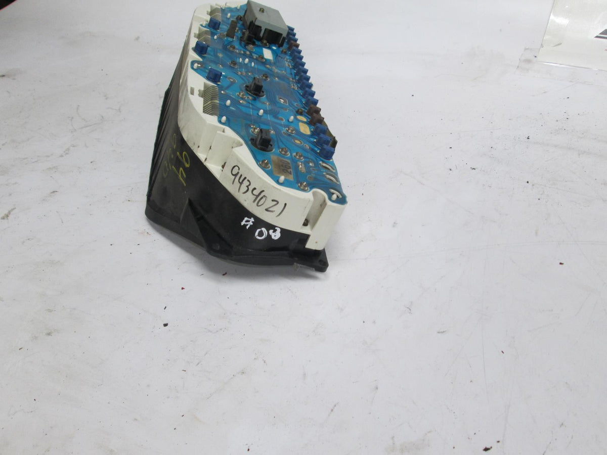 Volvo 940 instrument cluster 9434021 124K 08 Allums Imports
