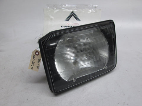 Land Rover Discovery 2 left side headlight XBC-105170 99-02