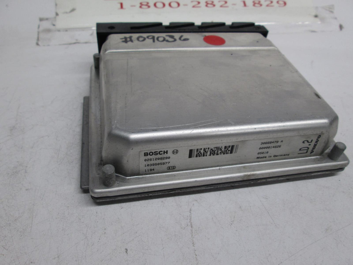 Volvo XC90 ECU ECM engine control module 0261208290 30668479