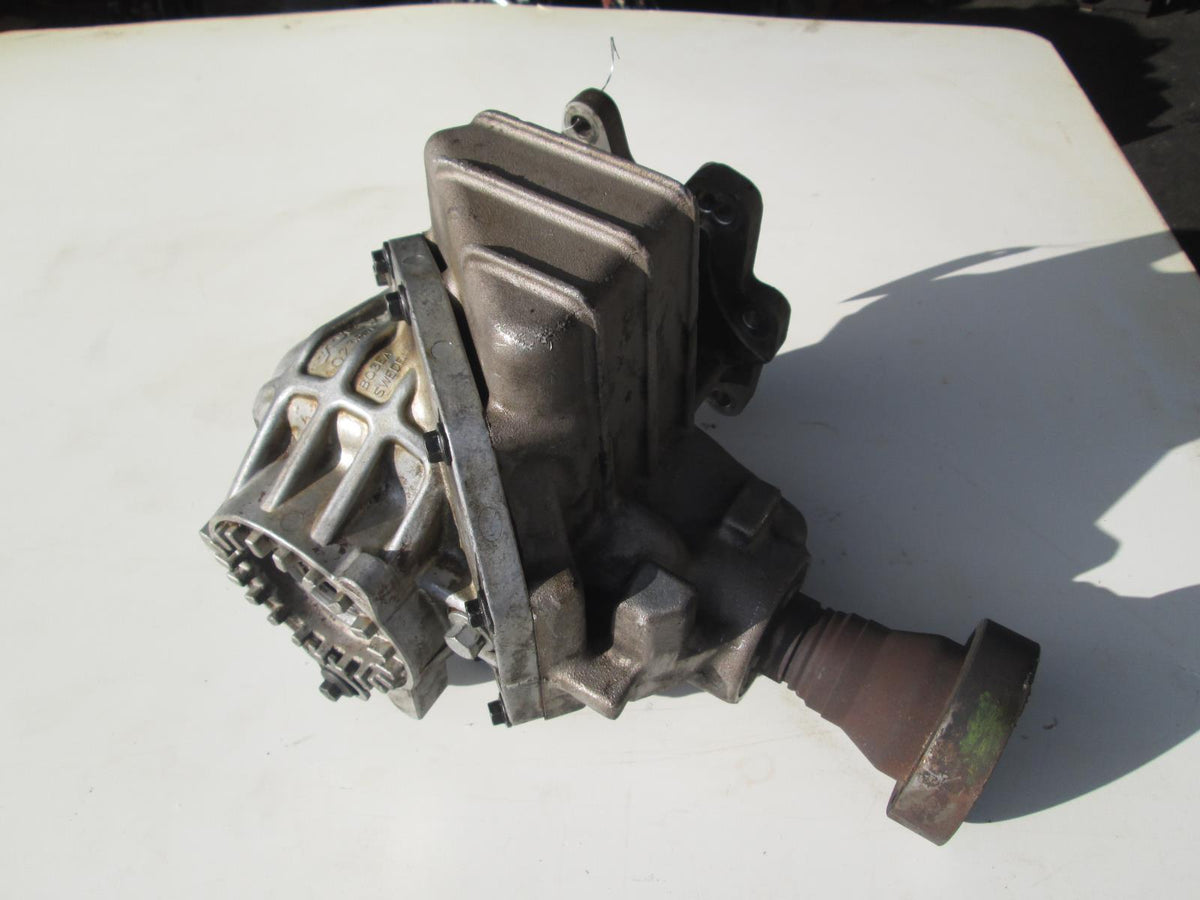 Volvo XC70 XC90 AWD 03-07 Transfer Case Angle Drive 1023875