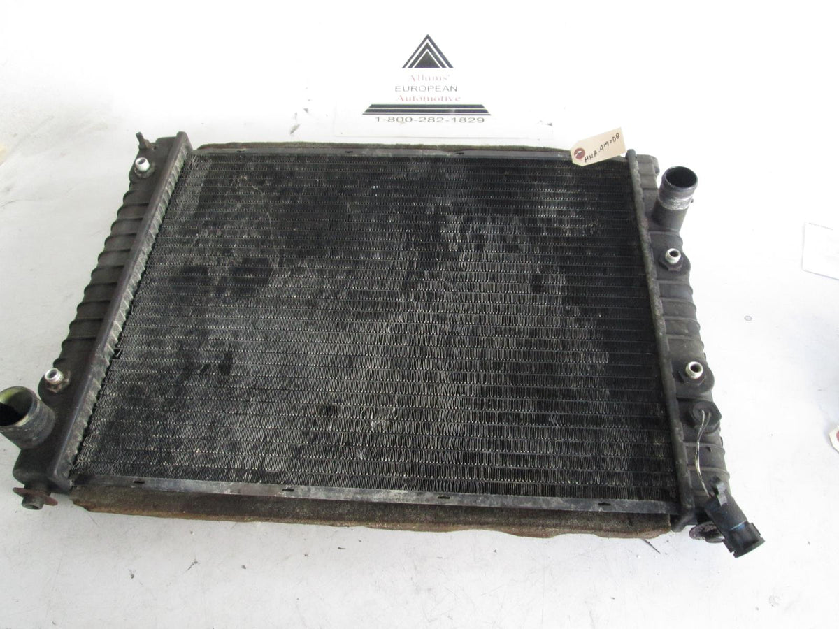 Jaguar XJ6 radiator 94-97 MNA4190DB