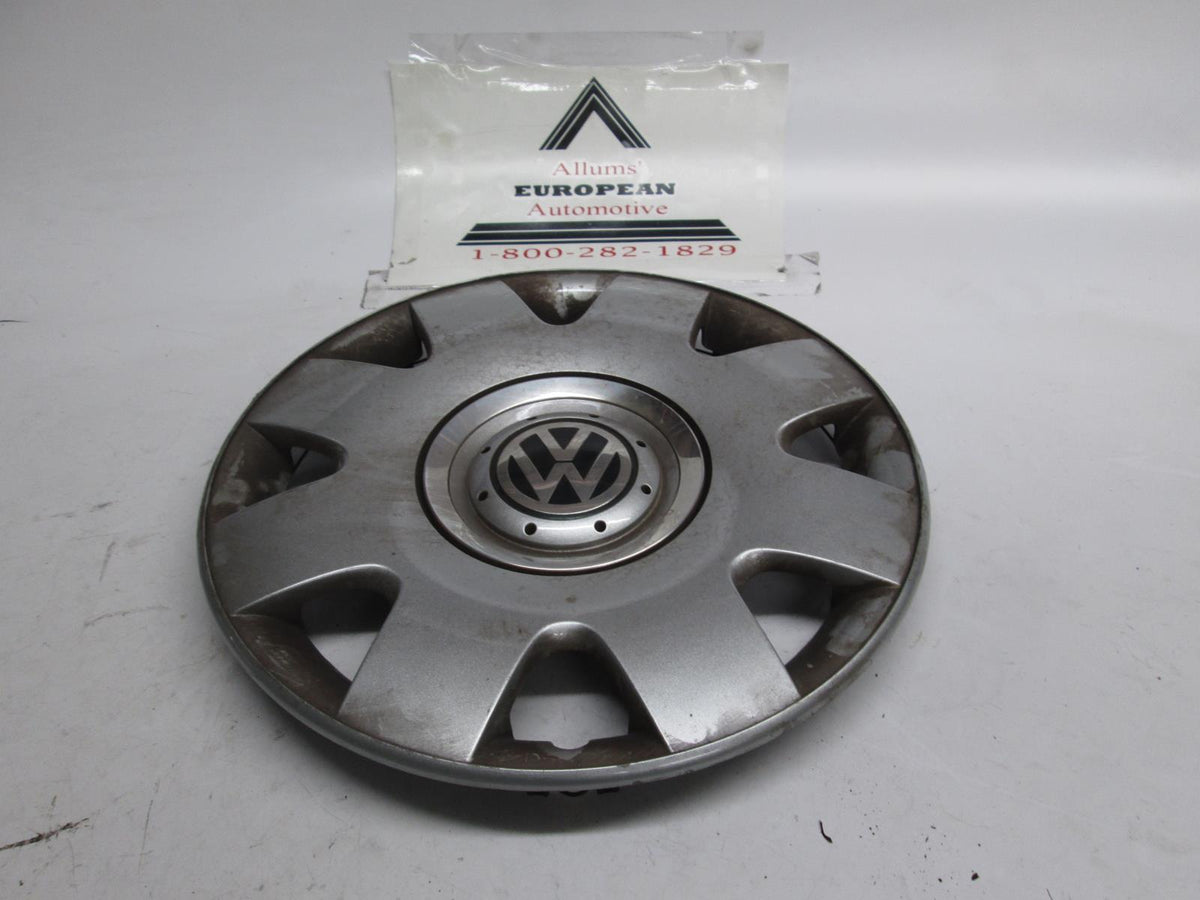 Volkswagen MK4 Beetle Jetta Golf wheel hubcap Allums Imports