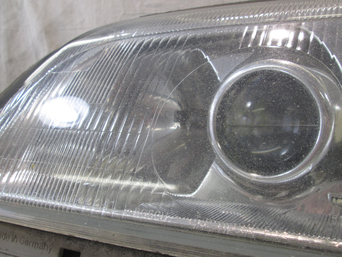 Mercedes R129 left side Xenon headlight 1298208761 90-02