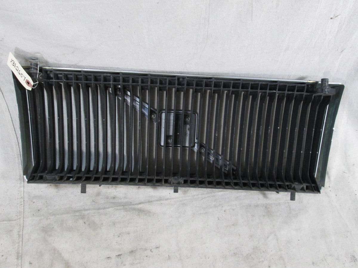 Volvo 240 86-93 Front Grille Chrome 1312656 (USED) – Allums Imports