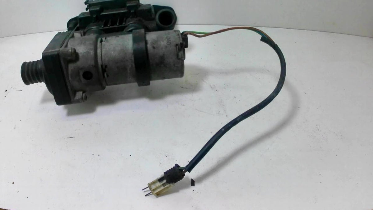 BMW E38 750iL V12 Heater control valve 83684621 1147412118 