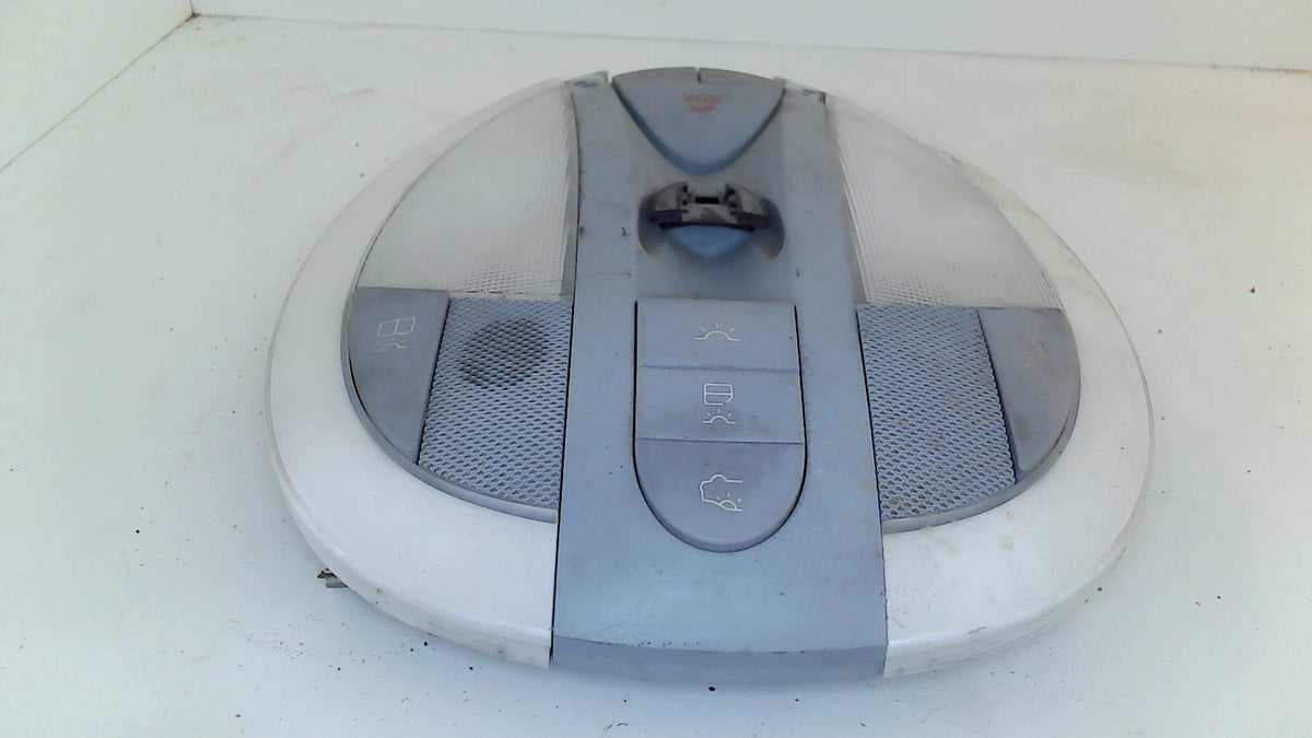 void Uncle or Mister Alleviation Mercedes W211 Interior Dome Light / Switches Front 2118204301 (USED) –  Allums Imports