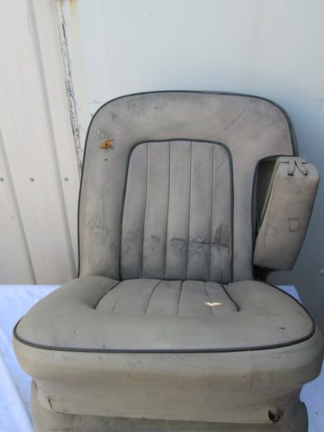 Rolls Royce Silver Shadow 65-80 Right Front Seat (USED)