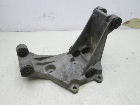 Volvo engine bracket mount 1346613