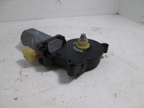 BMW E46 Sedan Right Front Window Motor 67628362064 (USED)