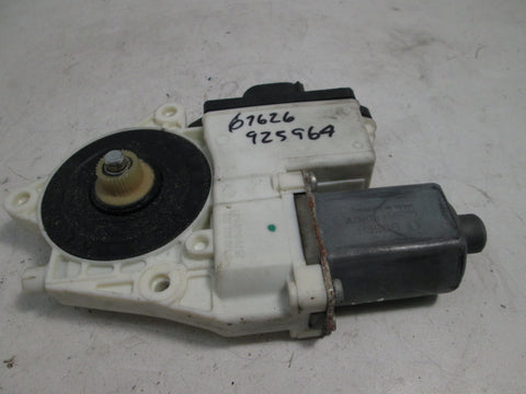 BMW X3 E83 04-10 Right Front Window Motor 0130822222 67626925964 (USED)