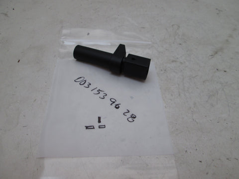 Mercedes Crank Position Sensor 97-03 0031539628 0031539528 0261210141 Bosch (NEW)