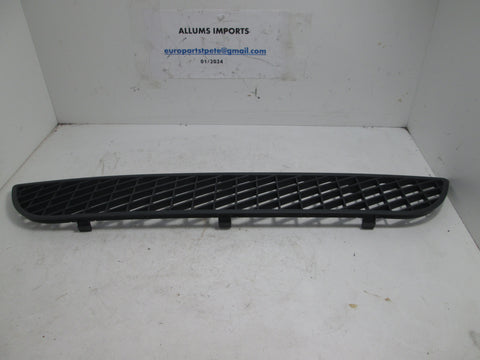 Volvo S70 Center Front Lower Bumper Grille 9190034 Genuine (NEW)