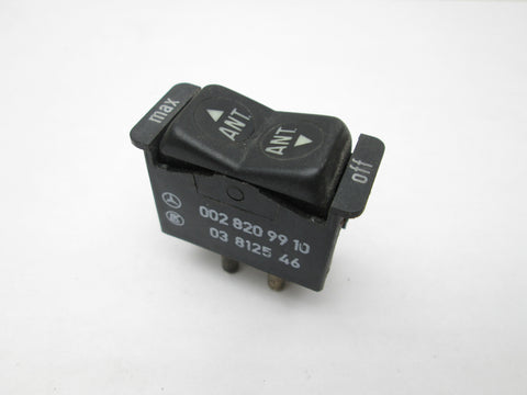 Mercedes Antenna Switch 0028209910 (USED)