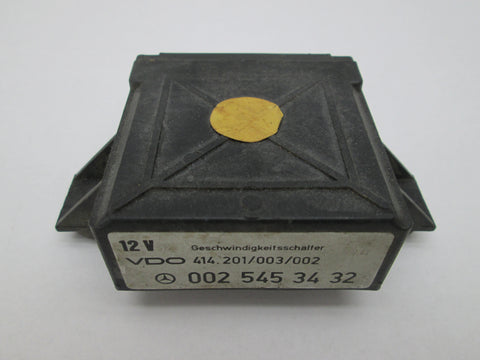 Mercedes transmission speed control module 0025453432 (USED)