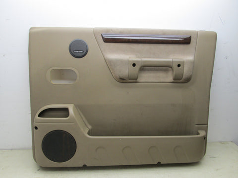Land Rover Discovery 2 right front door panel 99-04 #3 (USED)