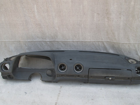 Mercedes W123 220 240 230 300 dashboard  cracked