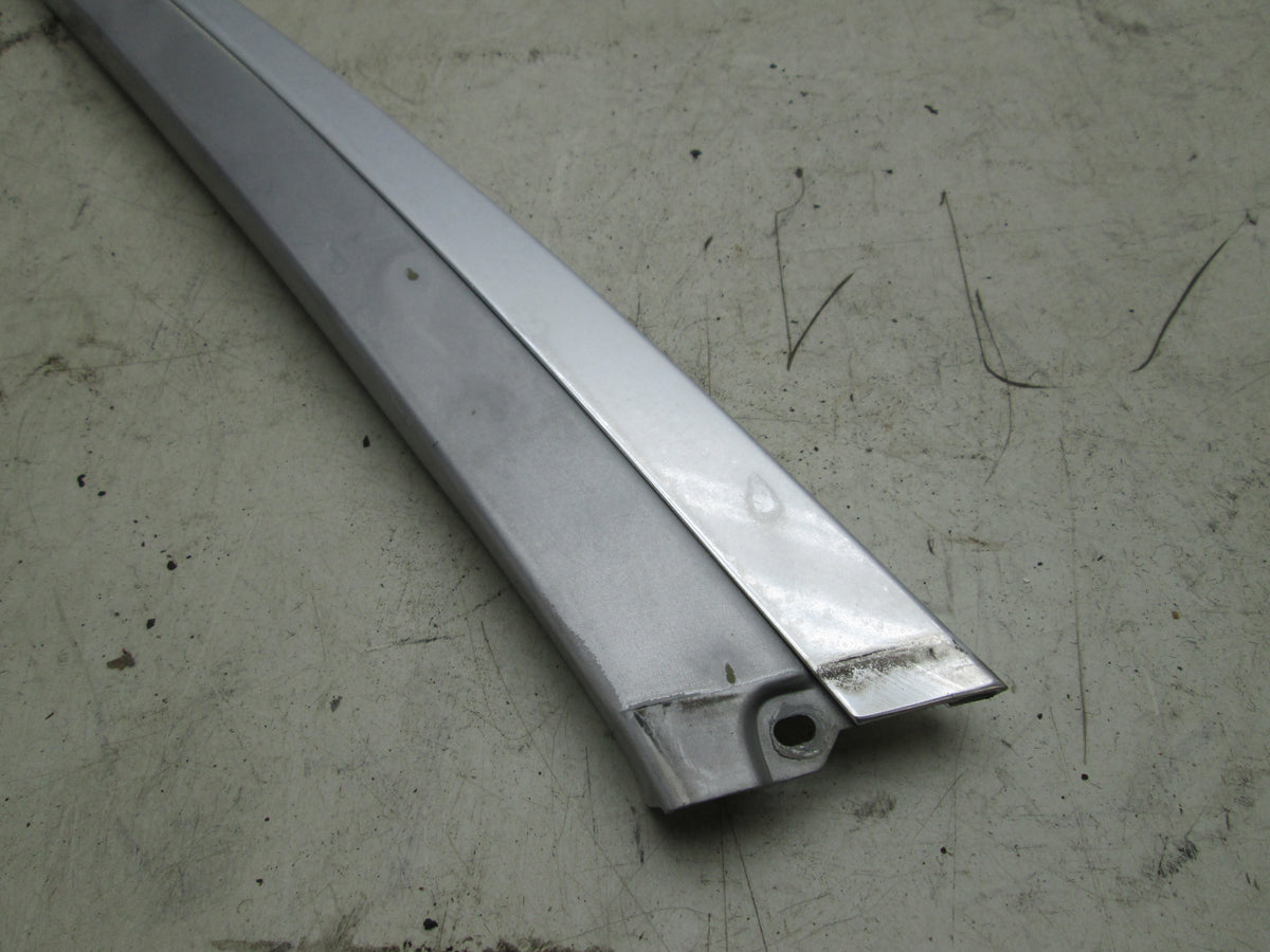 Mercedes W123 Wagon Left Rear Quarter Glass Upper Trim Silver #44 (USE ...