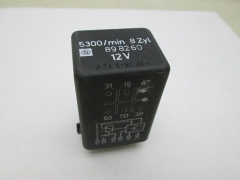 Mercedes W107 73-81 Fuel Pump Relay 0015450605 898260 (USED)