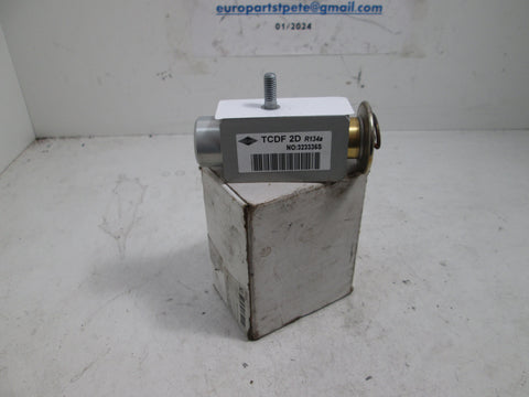 Mercedes A/C Expansion Valve 1408300484 (NEW)