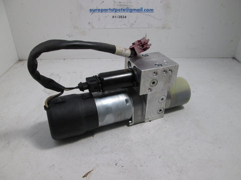 Mercedes W251 R500 R350 06-09 Hydraulic Gate Pump 2518000148 (USED)