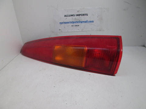 Volvo 850 94-97 Wagon Right Upper Tail Light 3512611 (USED)