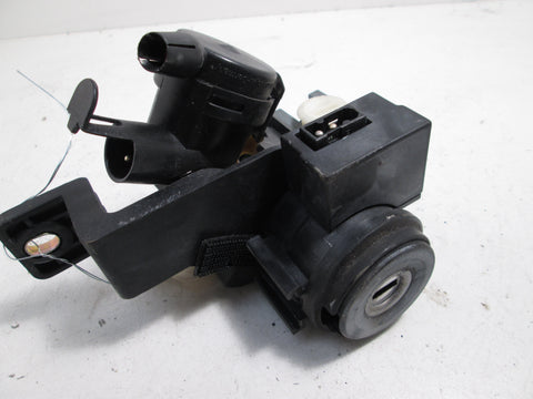 Mercedes R129 90-95 Trunk Latch wo/eye wo/key #113 (USED)