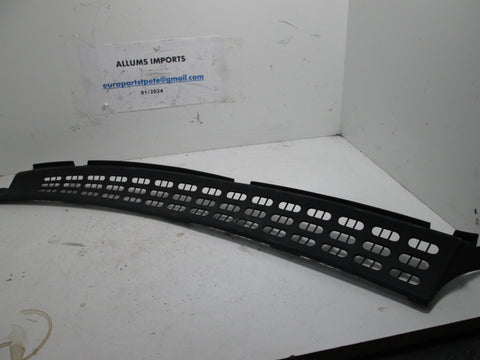 Mercedes W208 Left Windshield Wiper Cowl Grille 2088310158 (USED)