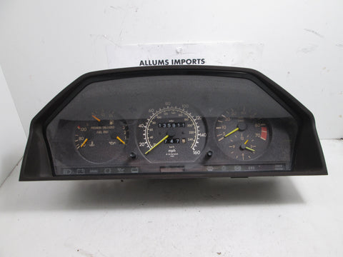 Mercedes W124 300E Instrument Cluster Speedometer 1245425725 (USED)