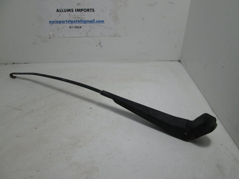Mercedes W126 Sedan Left Windshield Wiper Arm (USED)