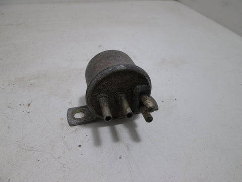 Vintage Mercedes Relay Vacuum Valve Bosch #10822 (USED)