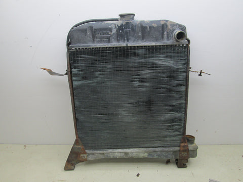 Mercedes Ponton W180 180 220 BEHR radiator (USED)