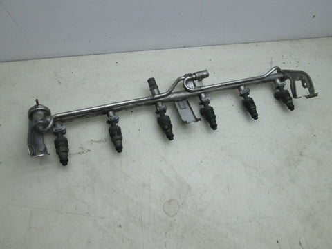 Mercedes R129 W140 W124 93-97 fuel rail with injectors 0000787323