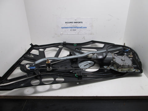 Mercedes W208 CLK320 CLK430 Right Rear Window Regulator 2086700203 (USED)