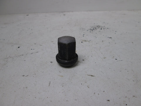 Porsche Lug Nut Aluminum 99918200336  (USED)