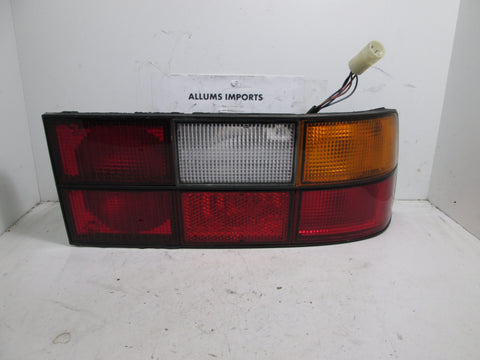 Porsche 944 84-91 Right Tail Light 477945214 (USED)