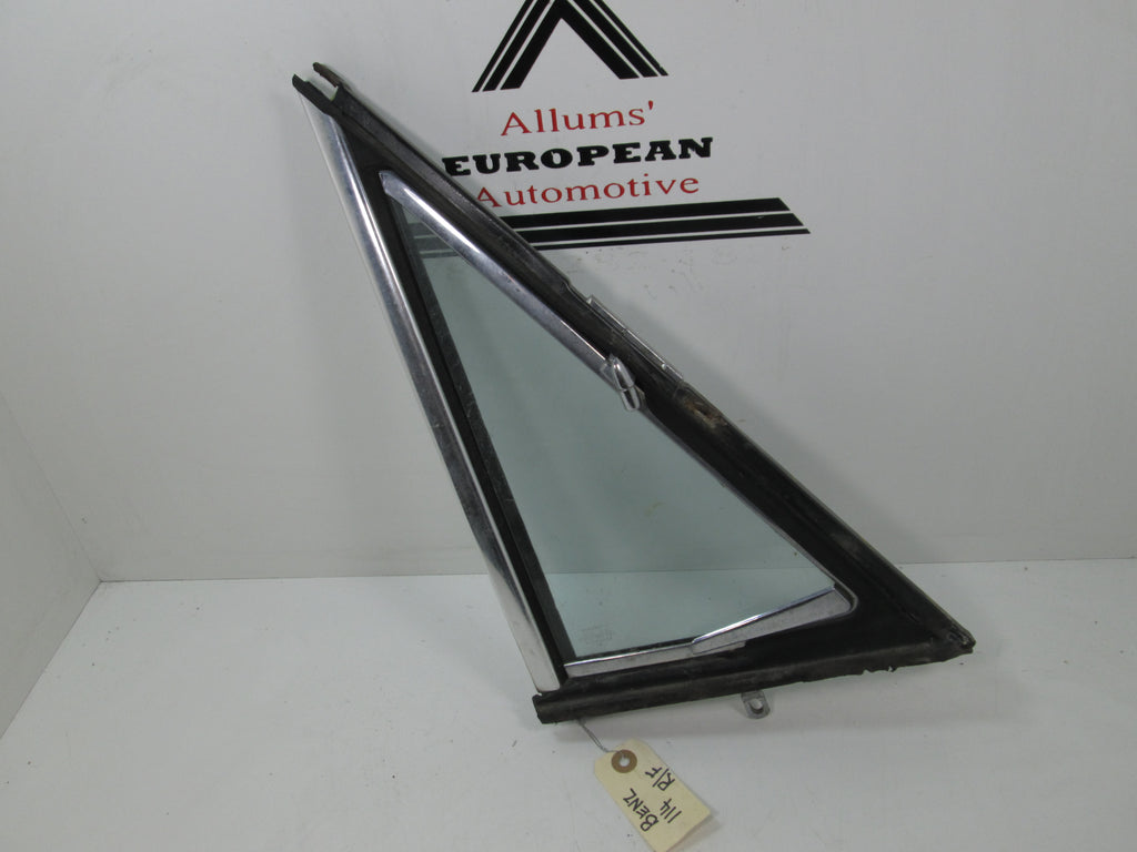 Mercedes W114 newest W115 Deviation side window rear right New