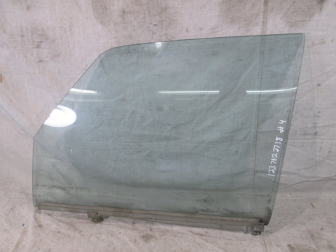 Mercedes W123 240d 300d left front door window glass 1237022718 #4