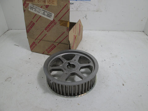 Lexus LS400 SC400 90-97 Camshaft Sprocket 13056 50011 (NEW)