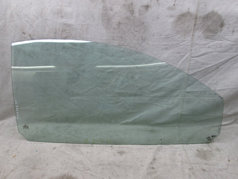 Volkswagen Beetle right front window glass 98-10 (USED)