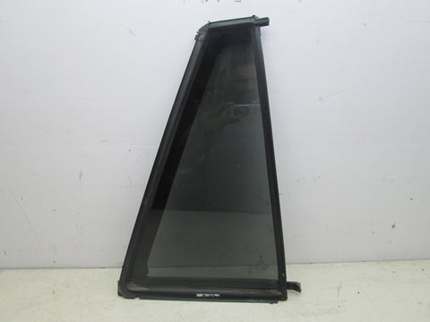 Mercedes W251 R350 R500 right rear quarter glass window (USED)