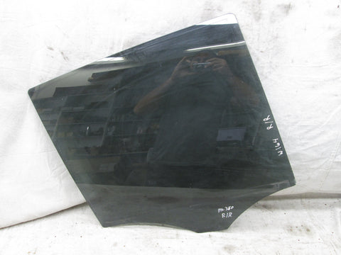 Mercedes W164 ML350 ML500 right rear window glass (used)