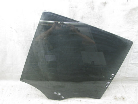 Mercedes W164 ML350 ML500 left rear window glass (used)