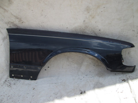 Mercedes W126 86-91 Right Fender Dark Blue (USED)