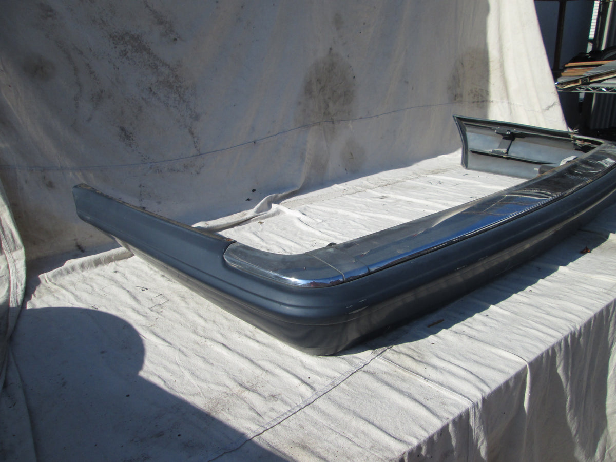 Mercedes W126 560SEL 350SDL Rear Bumper Assembly Blue (USED) – Allums ...