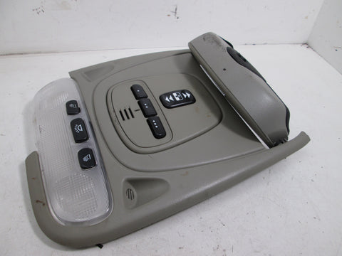 Jaguar S Type 03-08 Interior Dome Light / Switches (USED)